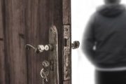 Rien de mieux qu'une porte blindée installée par un bon serrurier. Conseils: