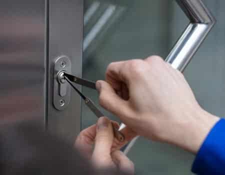 serrurier-vaulx-en-velin-depannage-24h.jpg